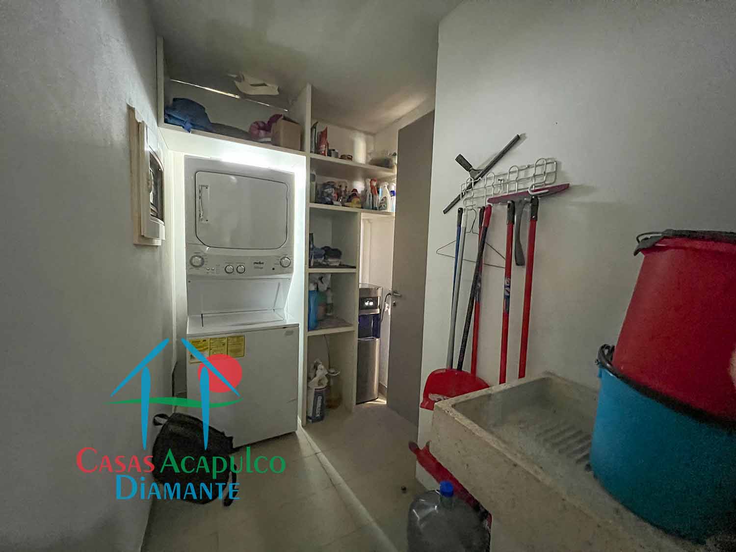 La Isla Gran Caimán 601 - Lavandería 1